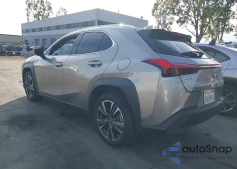 2019 Lexus Ux 200 z USA, uszkodzony, nr VIN JTHY3JBH3K2013818